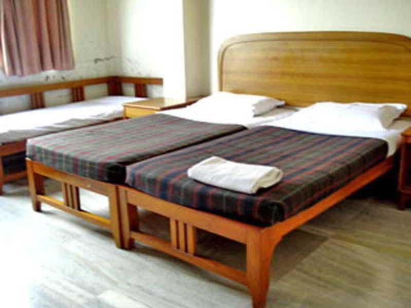 Hotel Meru Púna Kültér fotó
